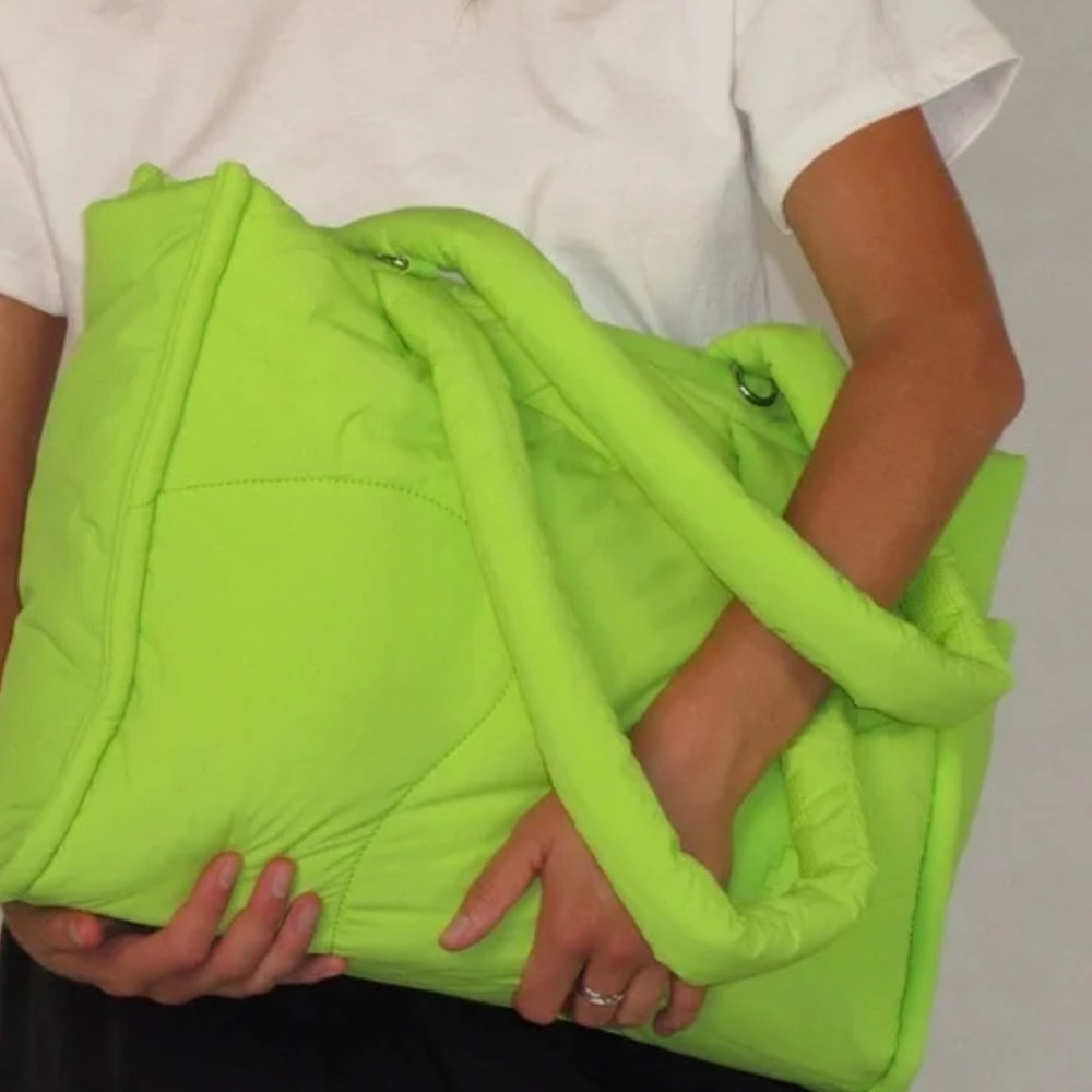 Thirty Years Drift tote in turf